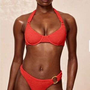 HONOLULU TOP - CHILI PEPPER CRINKLE